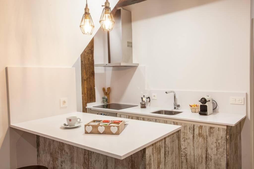 Ferienwohnung Bonito Apartamento, Nuevo Y En El Casco Viejo!!! Bilbao Exterior foto
