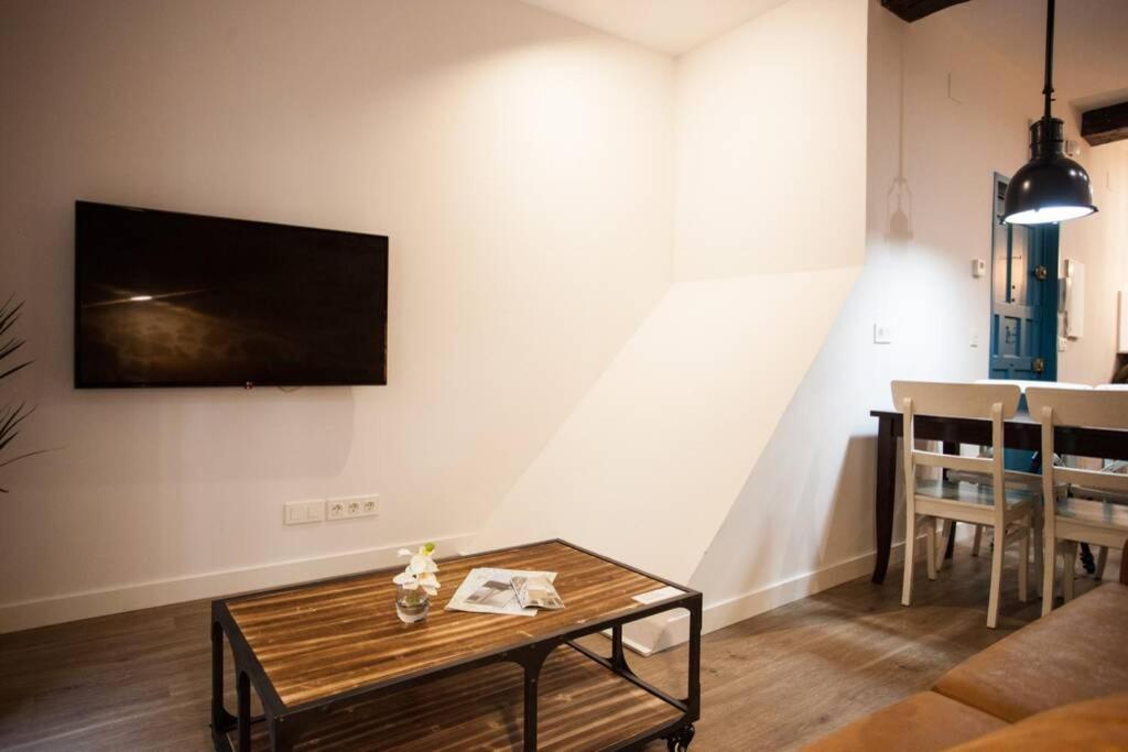 Ferienwohnung Bonito Apartamento, Nuevo Y En El Casco Viejo!!! Bilbao Exterior foto